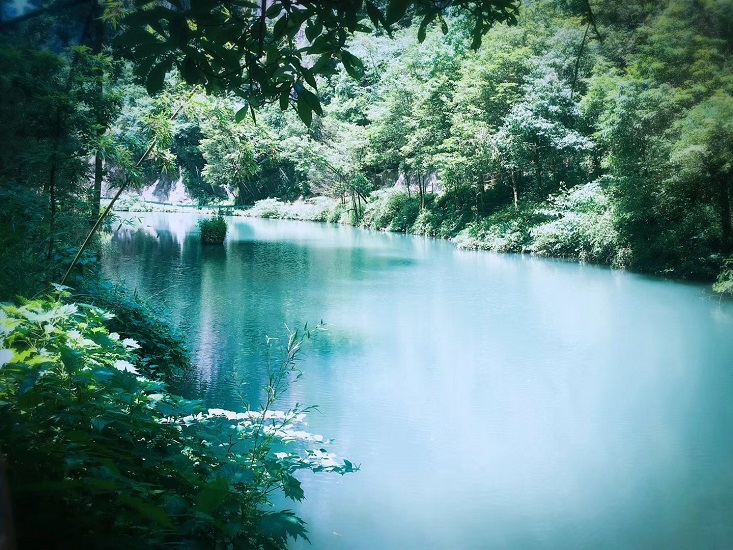 中亚楠木林大峡谷景区一期对外开放